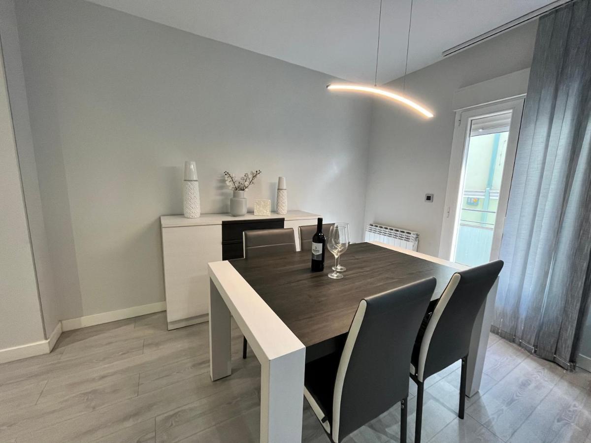 Apartamento En Pleno Centro De Valladolid Bagian luar foto
